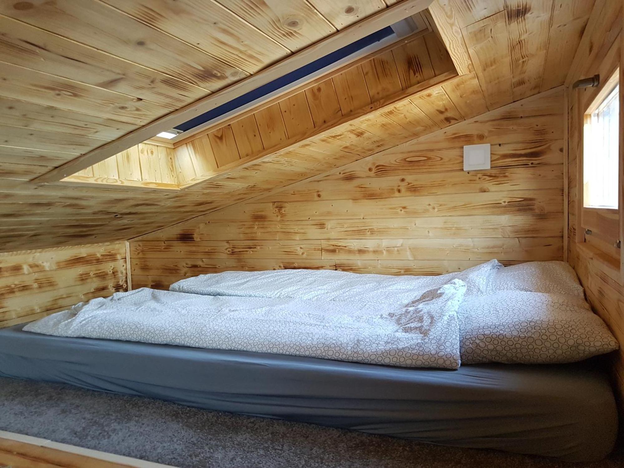 Hotel Mandel Fahazak Paloznak Zimmer foto